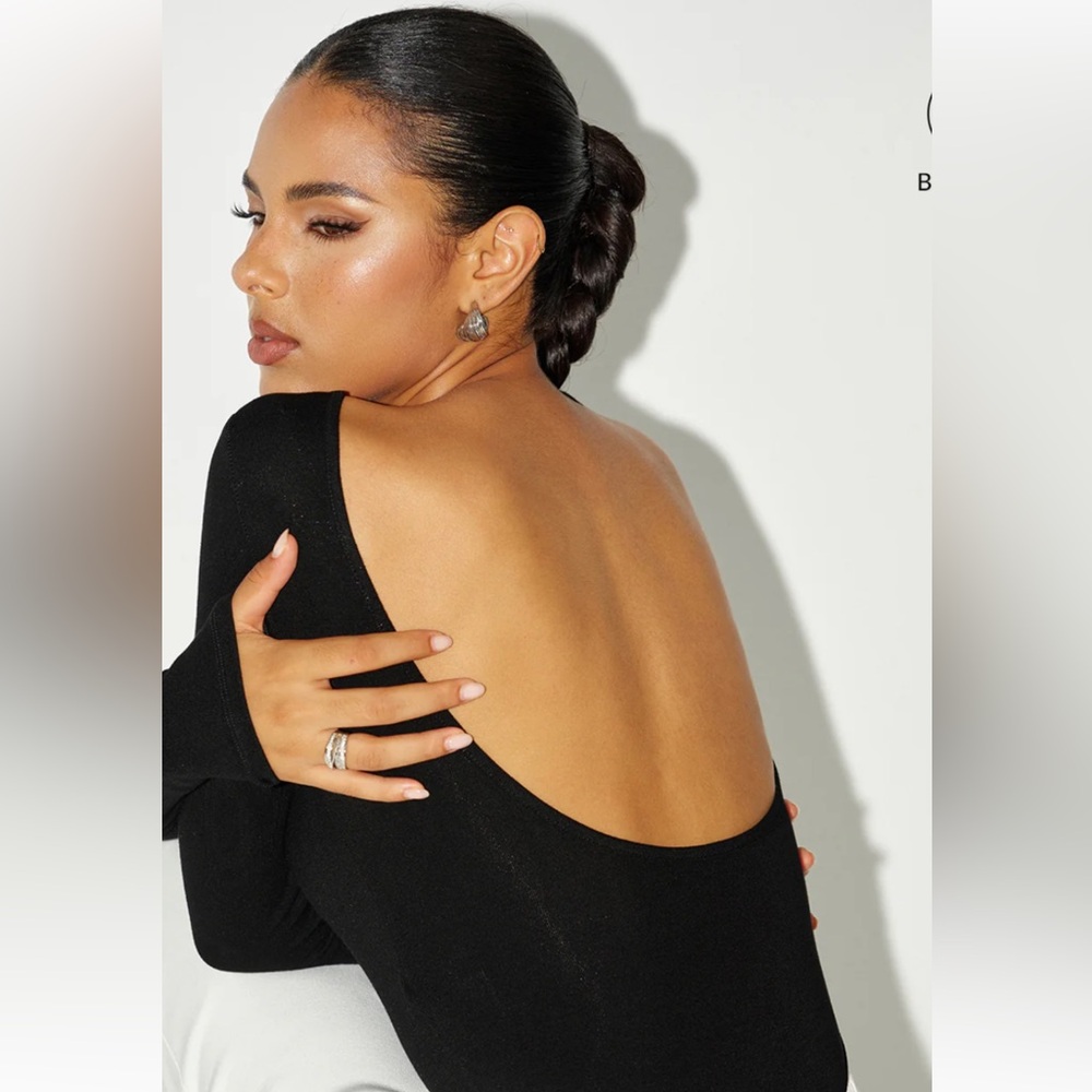 Long Sleeve Scoop Back Top. Excellent condition.
